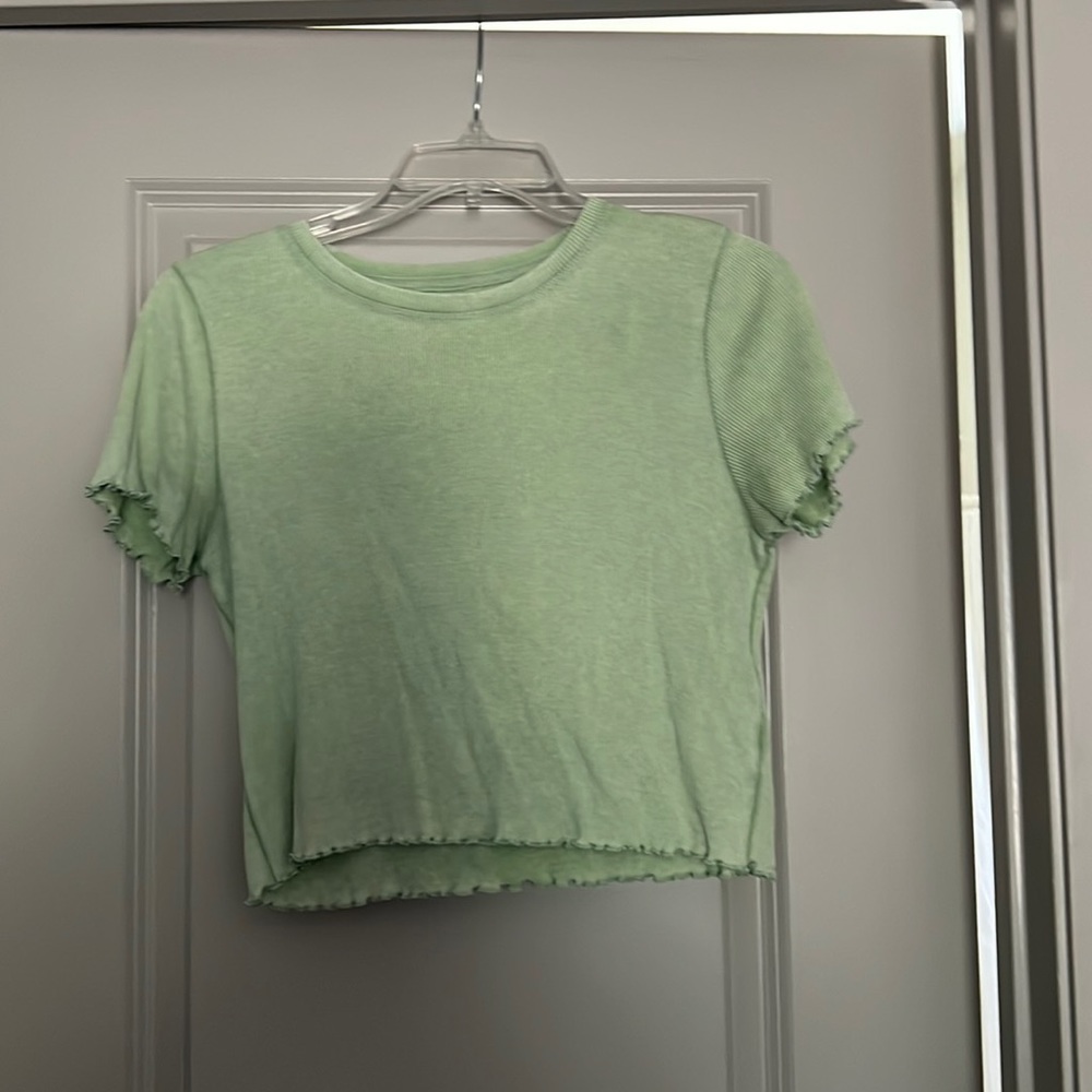 Women’s cropped top